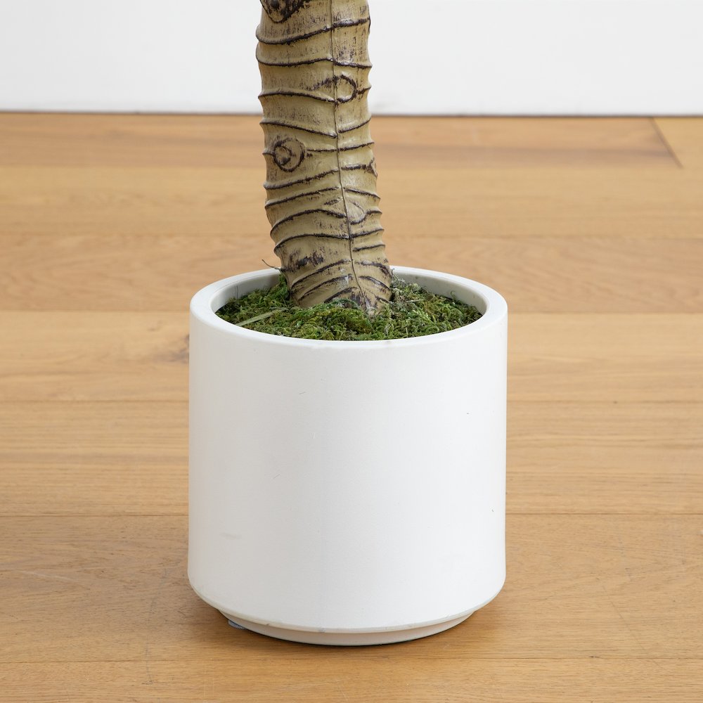 4.5ft. Artificial Arrowhead Philodendron in White Decorative Planter. Picture 5