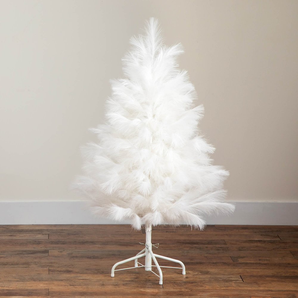 4ft. Artificial White Pampas Grass Christmas Tree. Picture 2