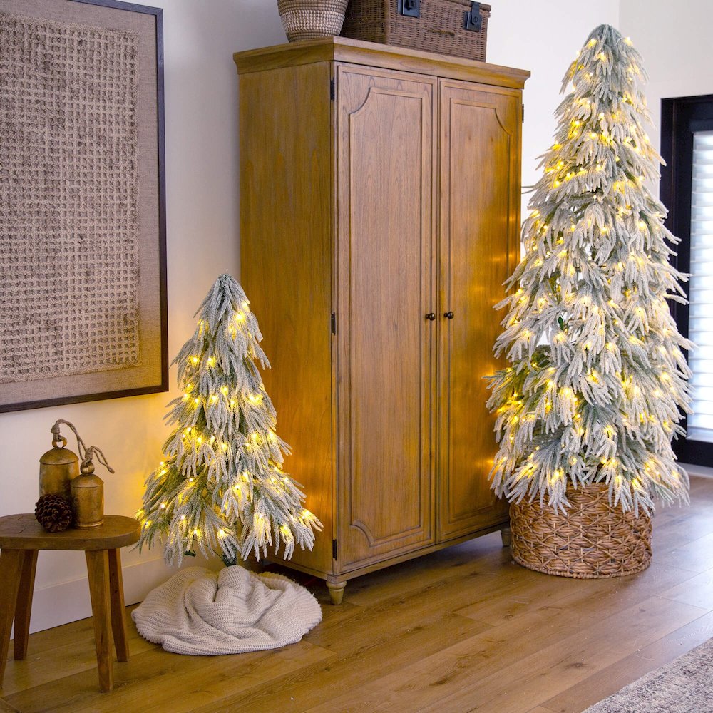 7ft. Flocked Down Swept Artificial Christmas Tree with 300 LED Lights. Picture 4