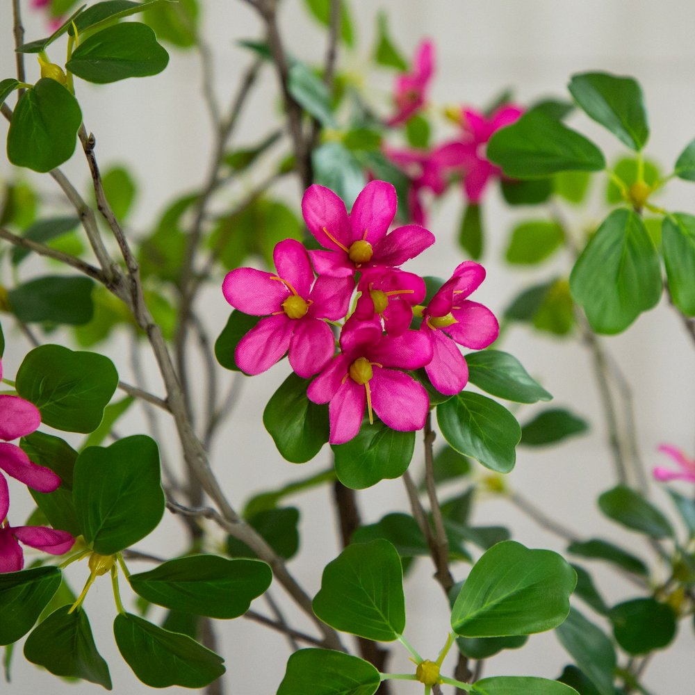 5ft. Artificial Dogwood Tree with Real Touch Leaves. Picture 4