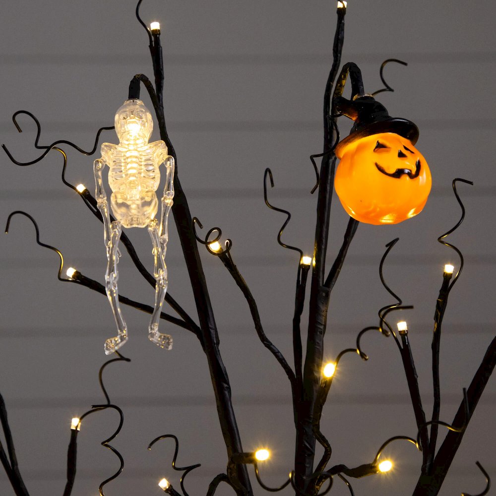 3ft. Pre-Lit Artificial Halloween Pumpkins and Skulls Ornament Tree. Picture 12
