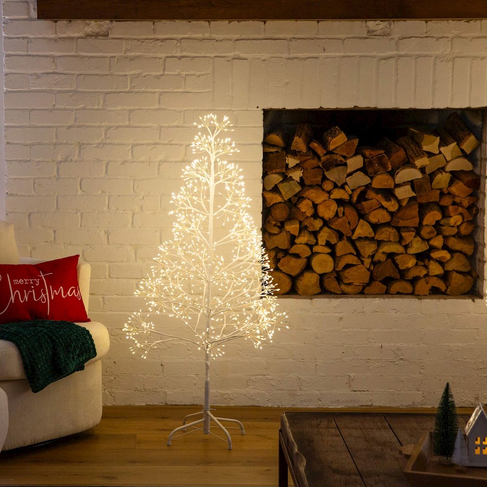 4ft. Pre-Lit Artificial White Starburst Tree with 800 Fairy LED Lights. Picture 11
