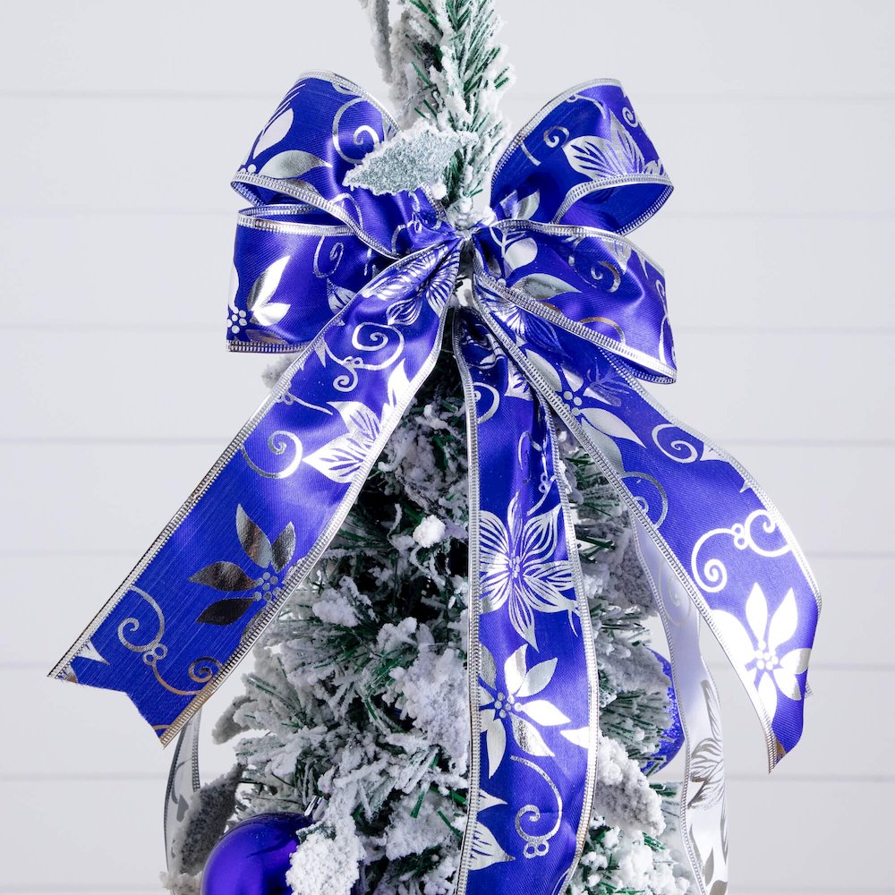 5ft Pre-Lit Artificial Pop Up Flocked Christmas Tree with Silver &Blue Ornaments. Picture 13