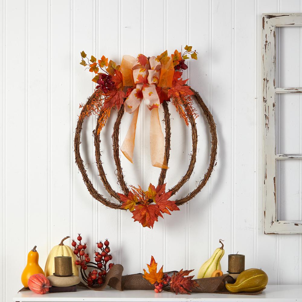 26in. Autumn Pumpkin Artificial Vine Fall Wreath. Picture 2