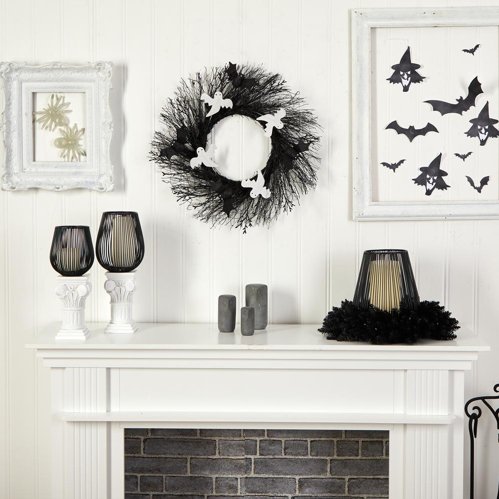 22in. Halloween Ghost and Bats Twig Wreath. Picture 2