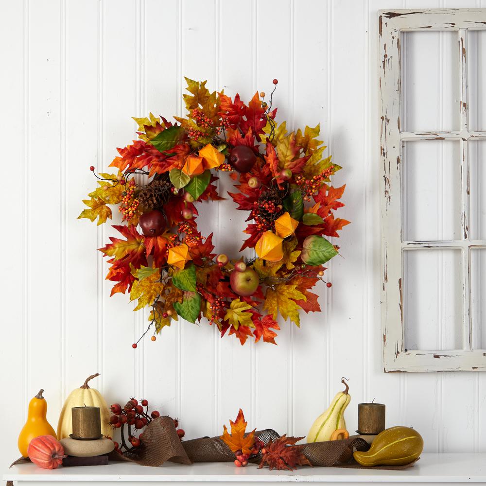 24in. Autumn Maple Leaf and Berries Fall Artificial Wreath. Picture 4