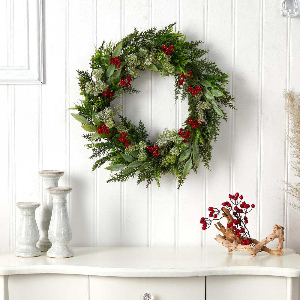 24in. Cedar, Eucalyptus and Berries Artificial Christmas Wreath. Picture 3