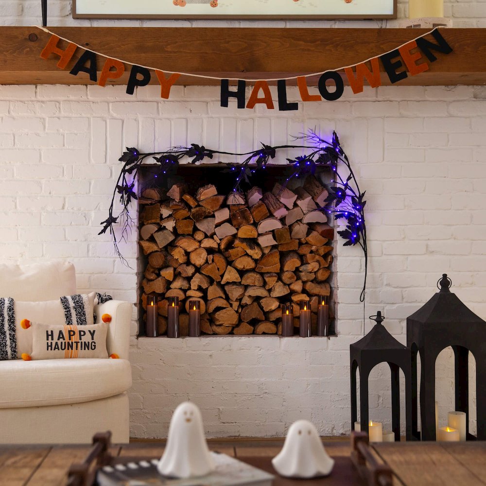 6.5ft. Pre-Lit Artificial Halloween Black Maple Garland with 48 LED Lights. Picture 11