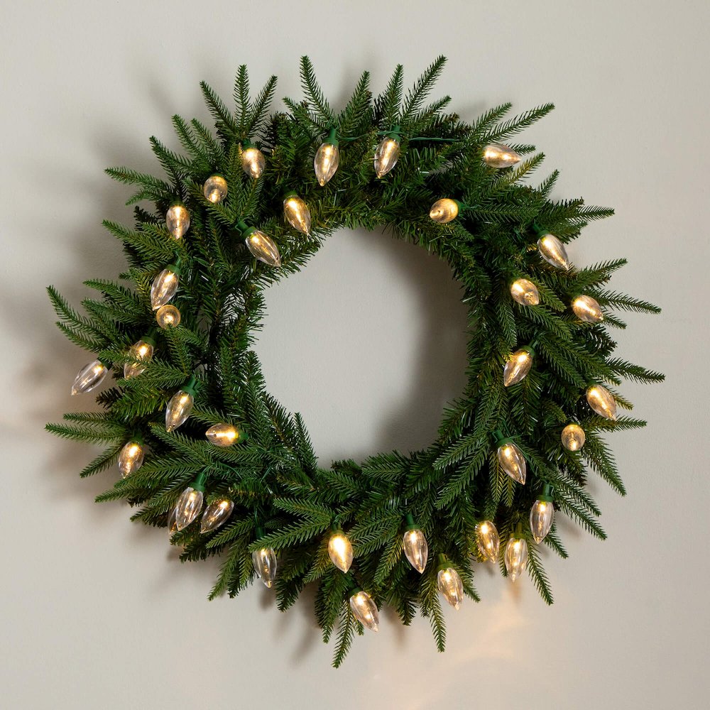 24in. Pre-Lit Artificial Luxembourg Pine Christmas Wreath with 35 LED Lights. Picture 8