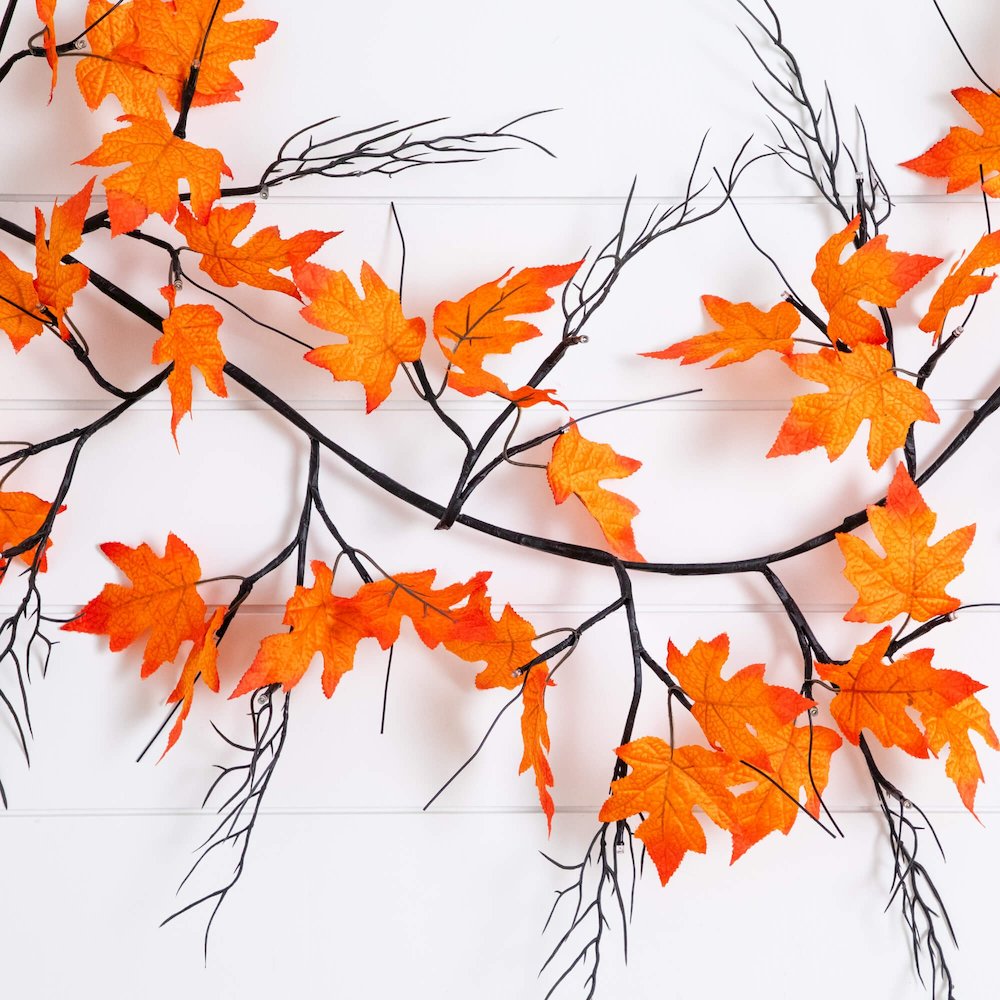 6ft. Pre-Lit Autumn Maple Artificial Fall Garland with 54 Warm White LED Lights. Picture 7