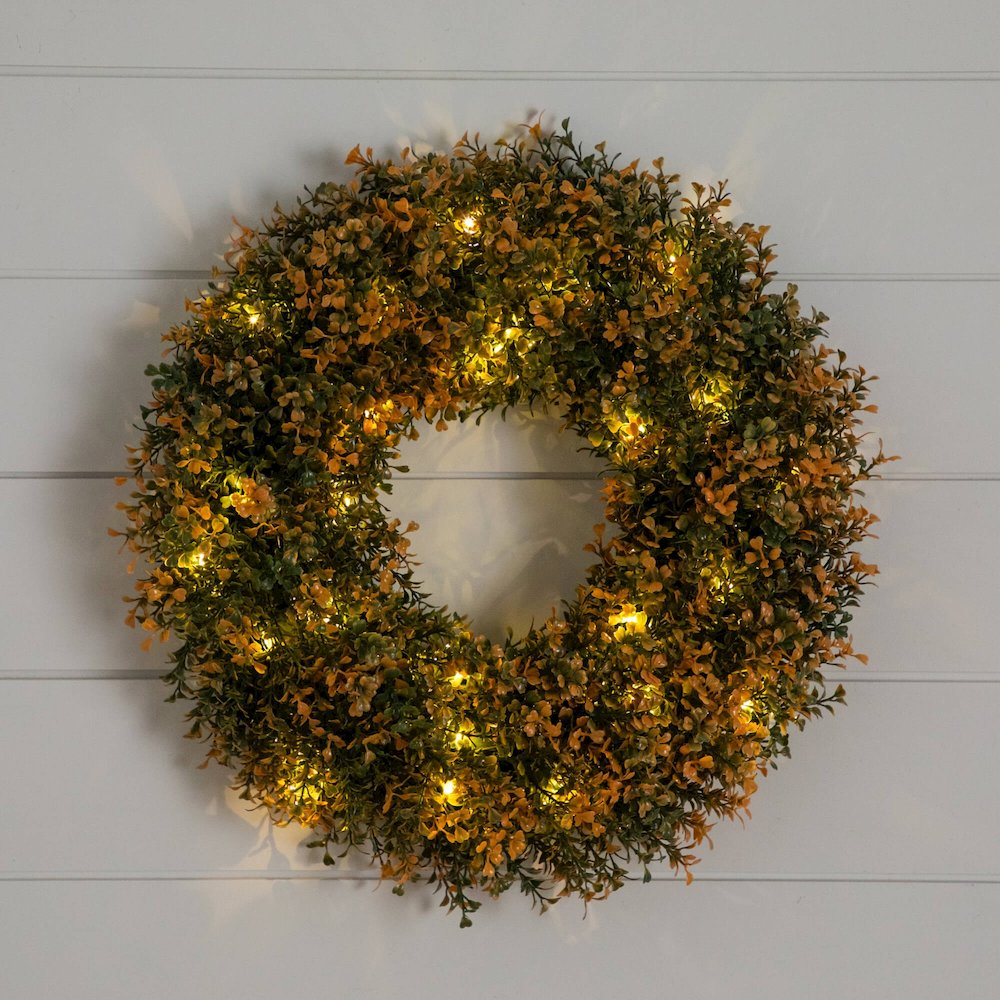 18in Pre-Lit Autumn Boxwood Artificial Fall Wreath with 25 Warm White LED Lights. Picture 5