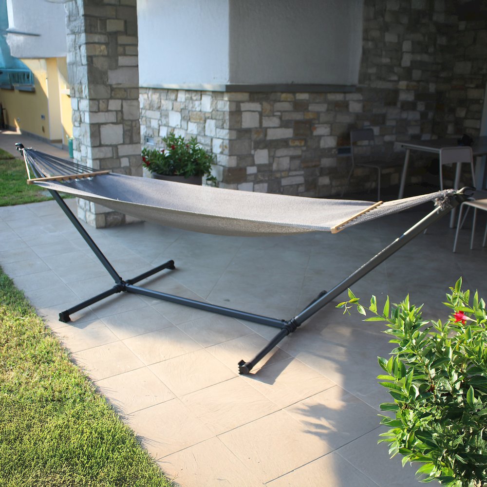 Nizza Hammock Complete with Polypropylene Net. Picture 5