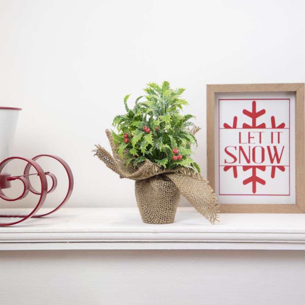 Set of 2 Red and White Holiday Slogans Wooden Christmas Plaques. Picture 5