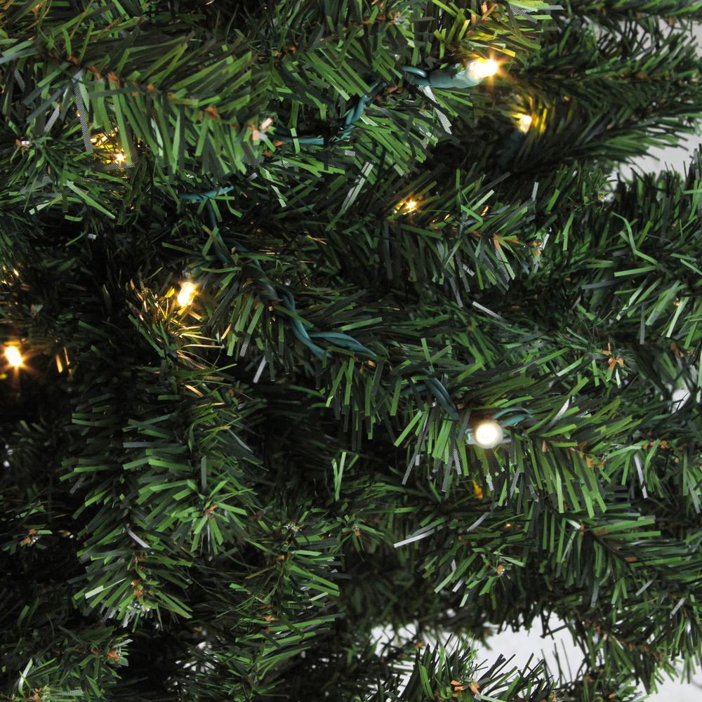 10' Pre-Lit Medium Canadian Pine Candlelight LED Artificial Christmas Tree - Clear Lights. Picture 2