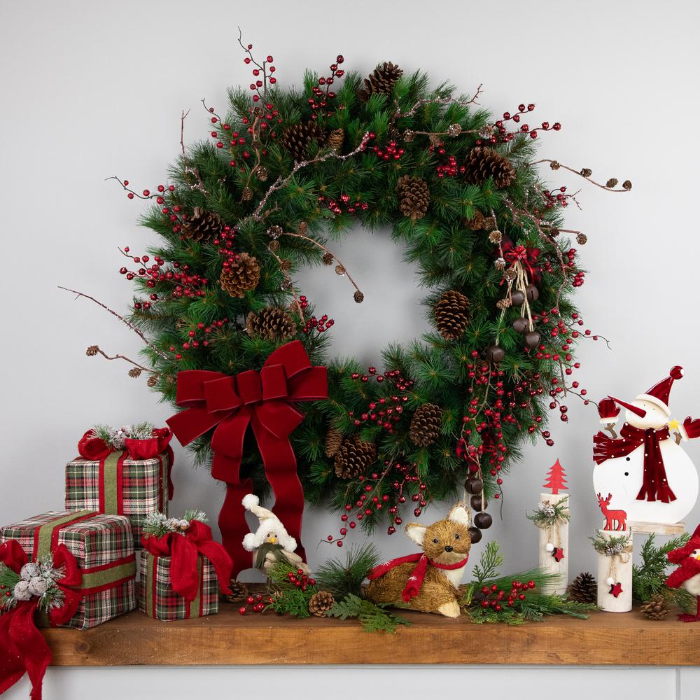 Royal Oregon Pine Artificial Christmas Wreath  36-Inch  Unlit. Picture 2
