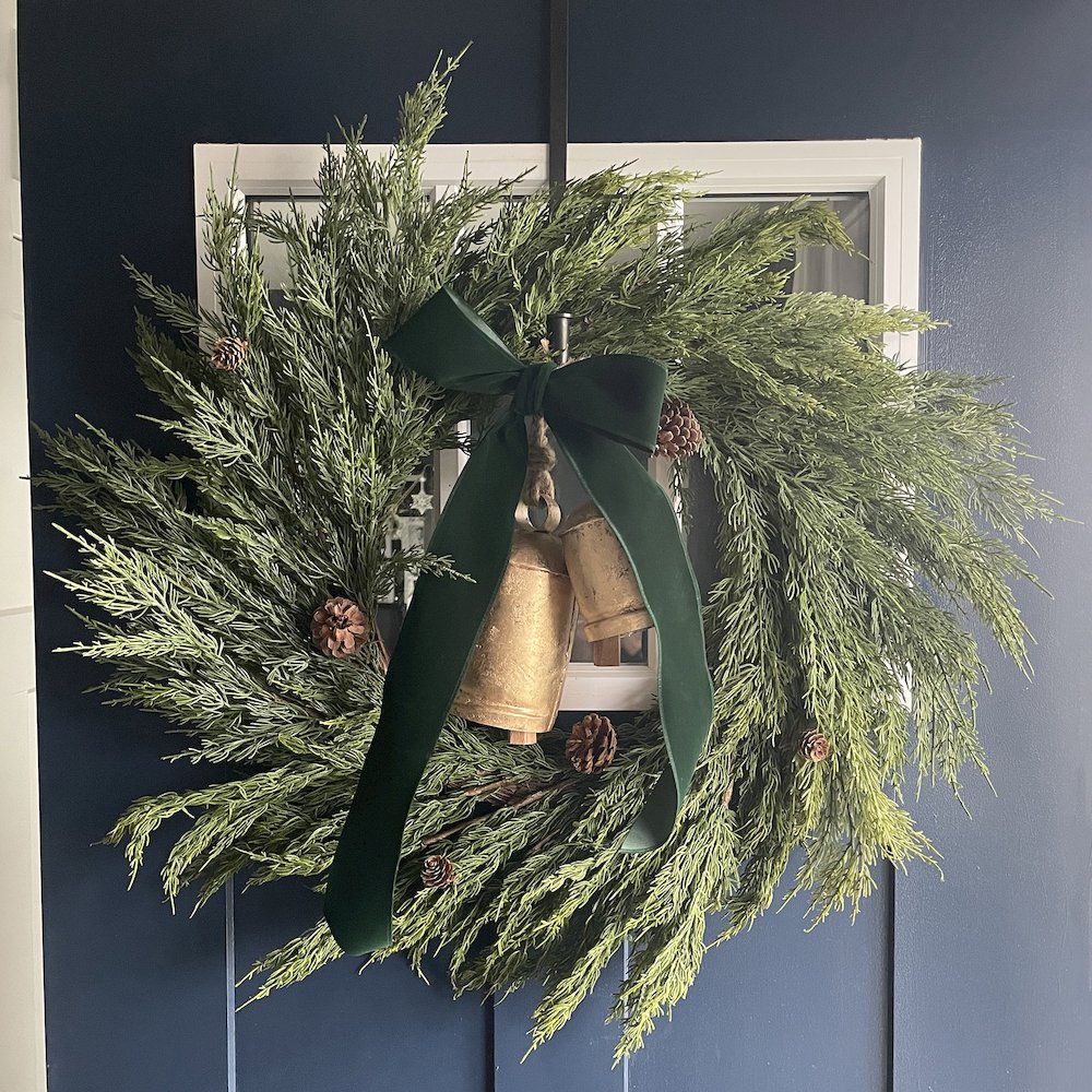 24" Soft Green Cedar Artificial Christmas Wreath with Pine Cones - Unlit. Picture 4
