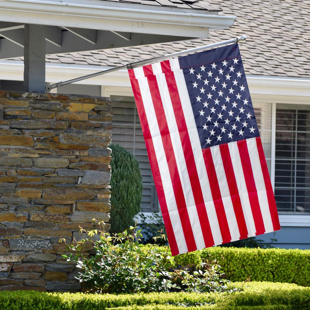 Patriotic Americana Embroidered Outdoor House Flag 28" x 40". Picture 3