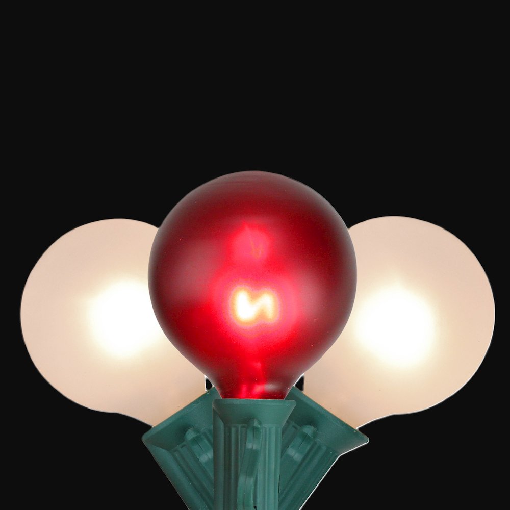 10-Count Red and White G50 Globe Christmas Light Set  9ft Green Wire. Picture 2