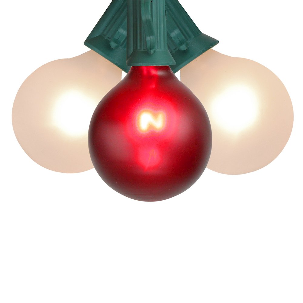 10-Count Red and White G50 Globe Christmas Light Set  9ft Green Wire. Picture 3