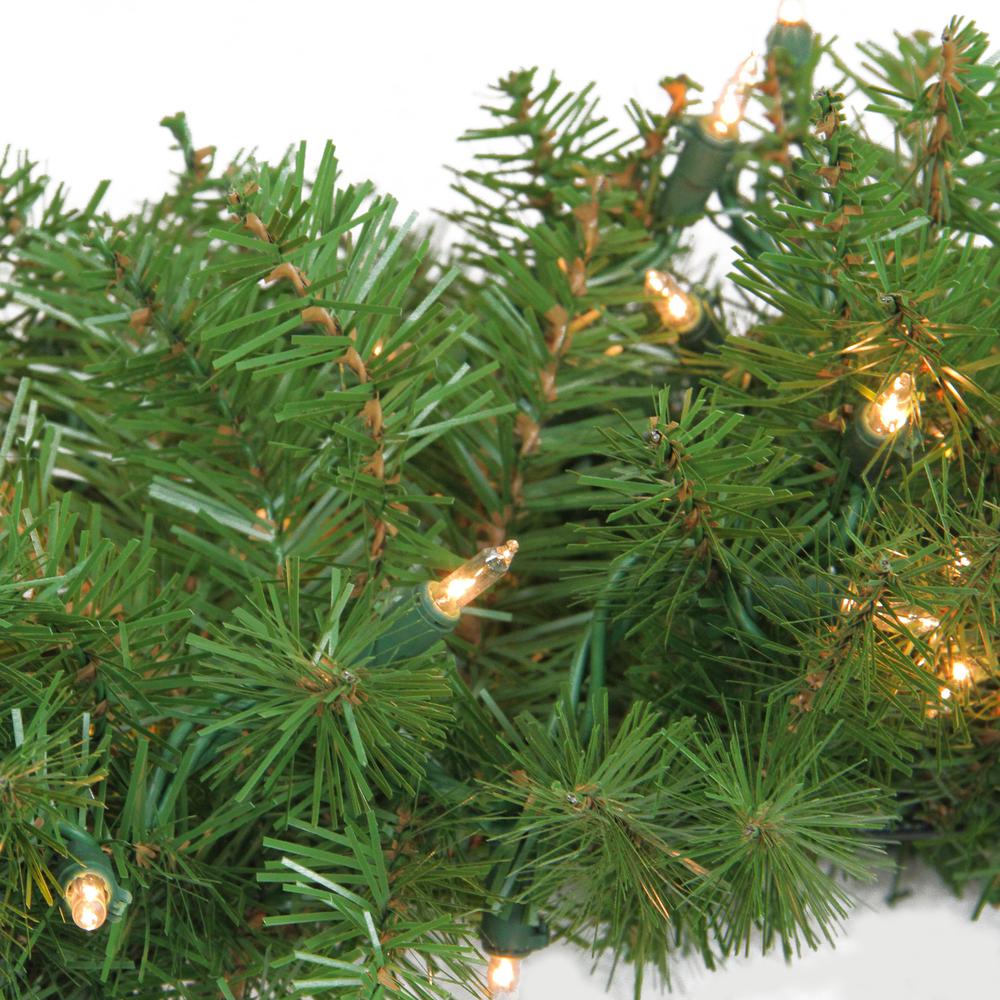 48" Pre-Lit Northern Pine Artificial Christmas Wreath - Clear Lights. Picture 2