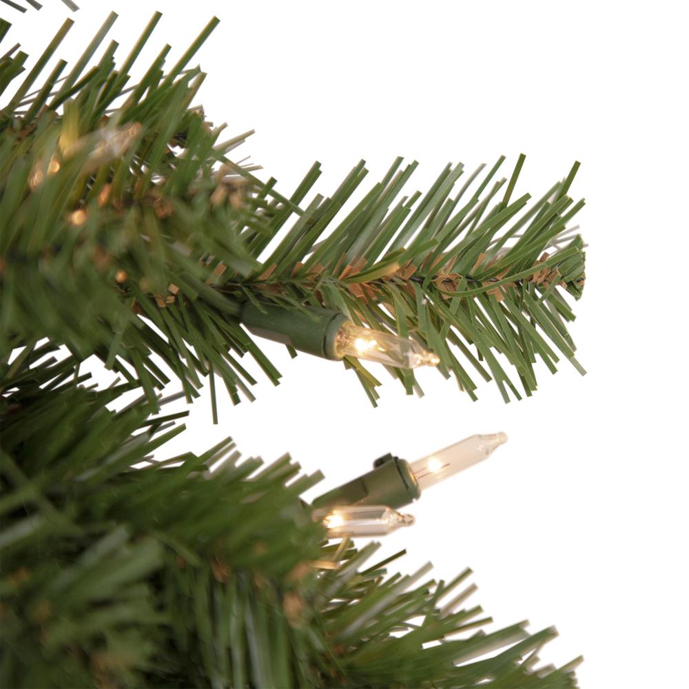 Deluxe Dorchester Pine Artificial Christmas Wreath  18-Inch  Clear Lights. Picture 2