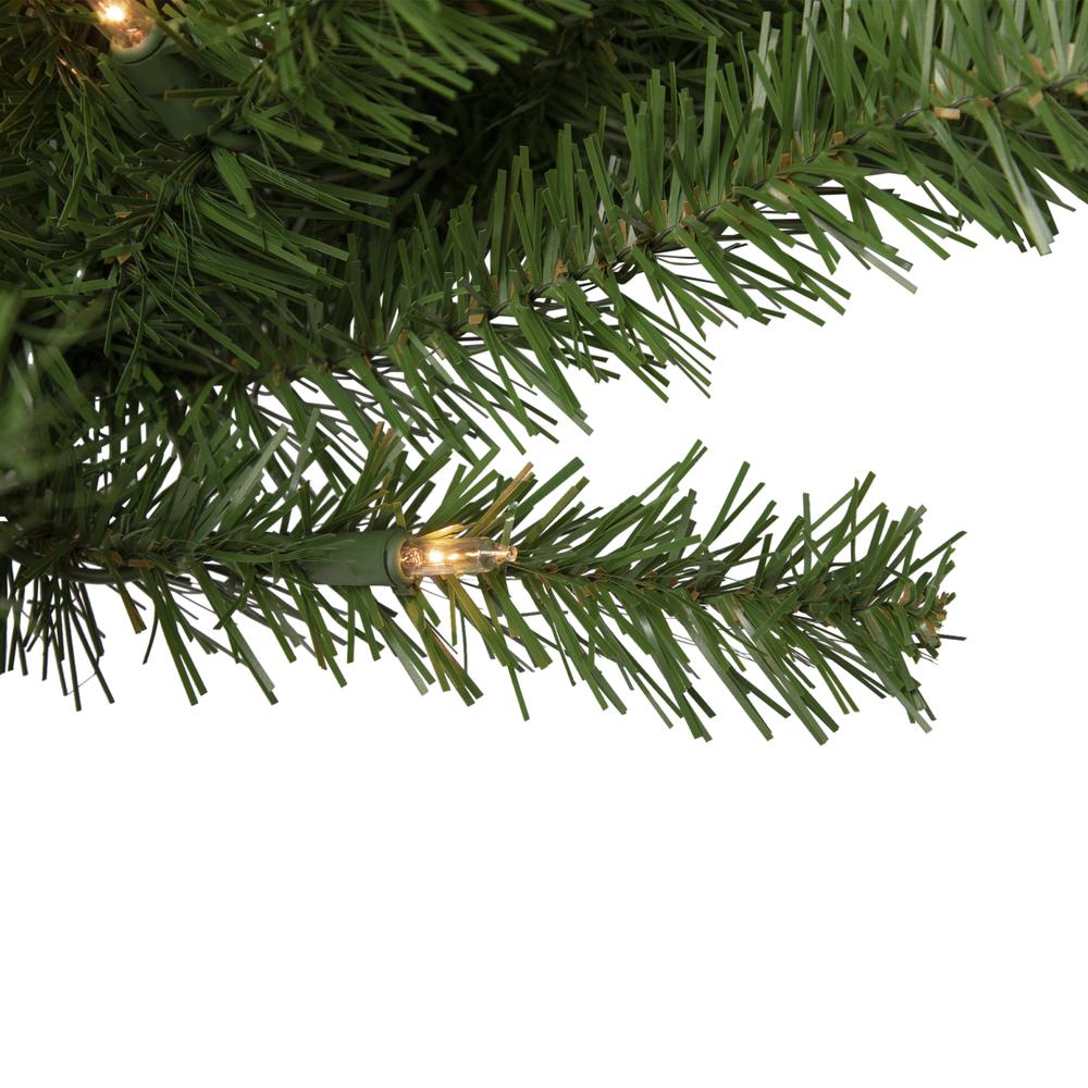 Pre-Lit Deluxe Dorchester Pine Artificial Christmas Wreath 60-Inch Clear Lights. Picture 2
