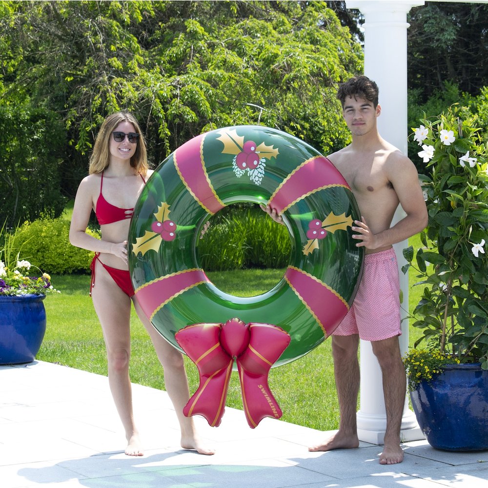 42" Christmas Wreath with Bow Inflatable Pool Inner Tube Ring. Picture 4