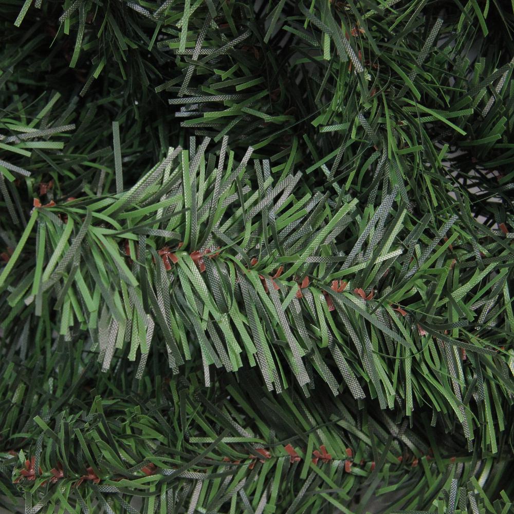 Colorado Spruce Artificial Christmas Wreath - 60-Inch  Unlit. Picture 2