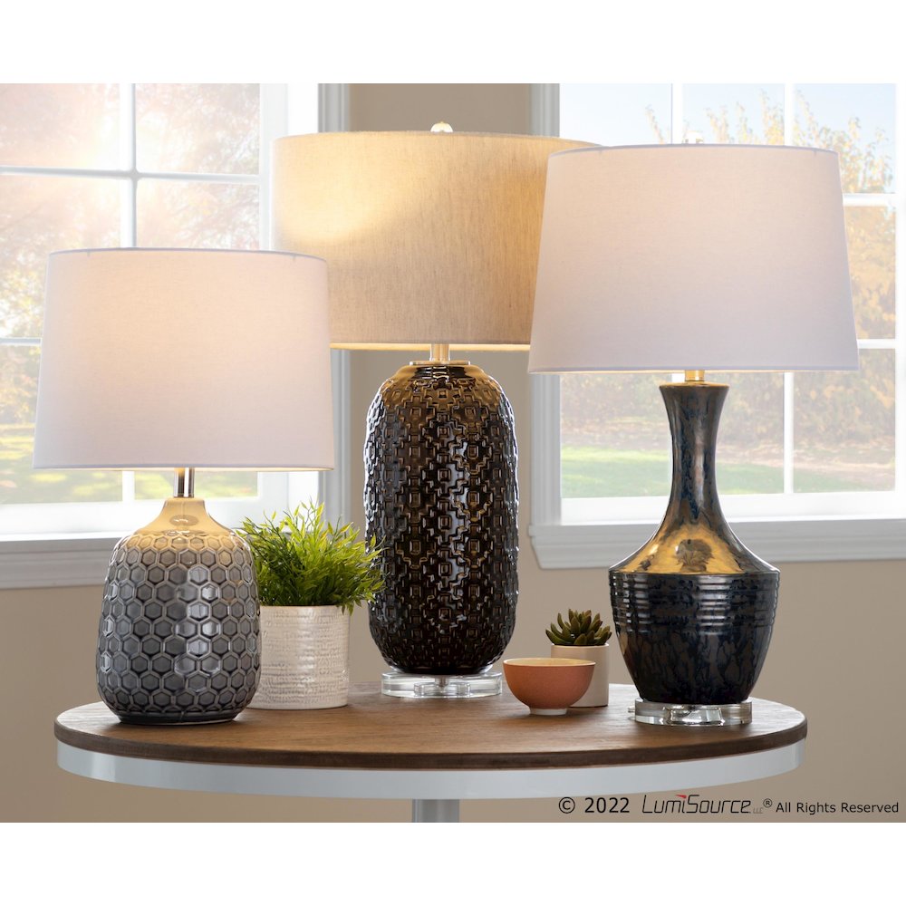 Onyx 30" Ceramic Table Lamp. Picture 8