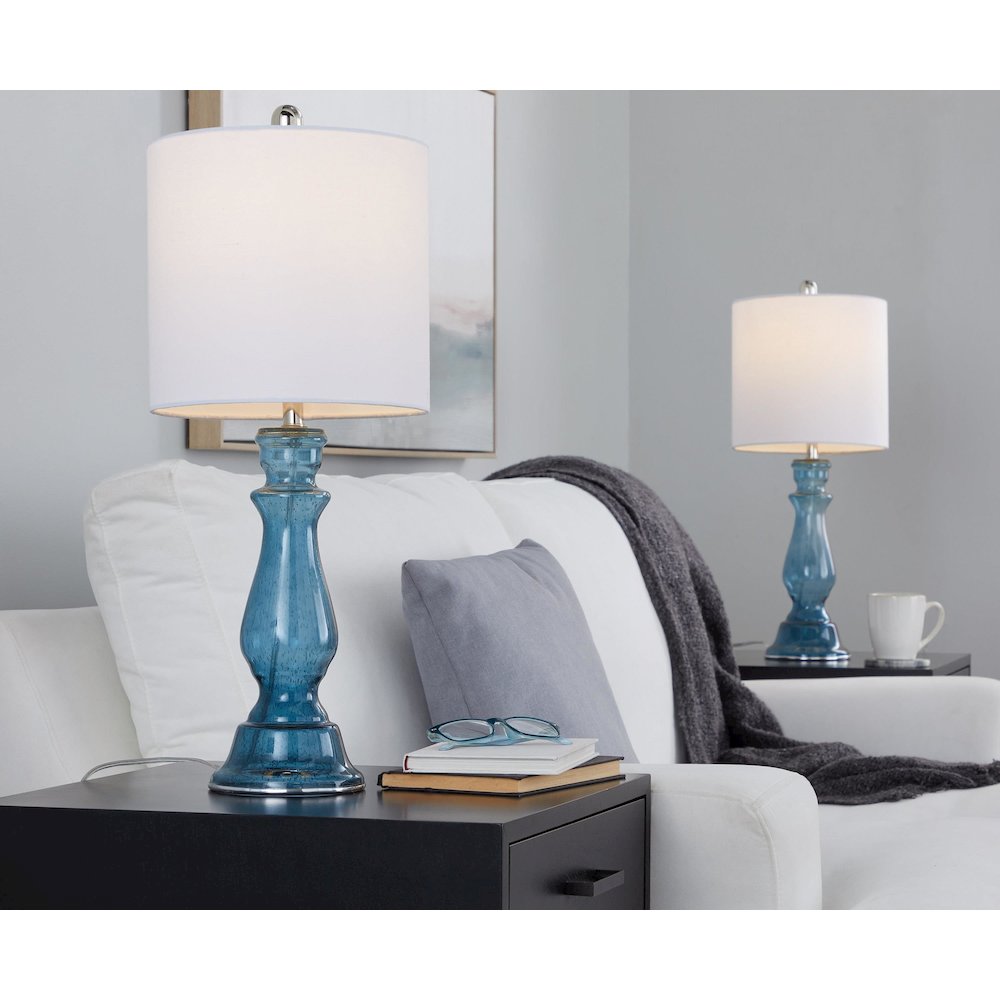 Bishop 25" Glass Table Lamp - Set of 2. Picture 4