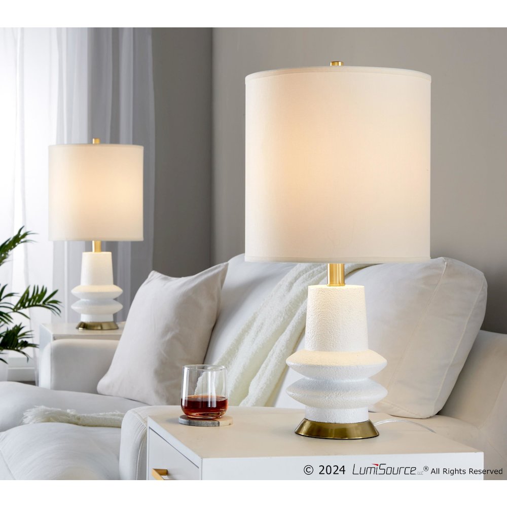 Lloyd 26" Polyresin Table Lamp  - Set of 2. Picture 5