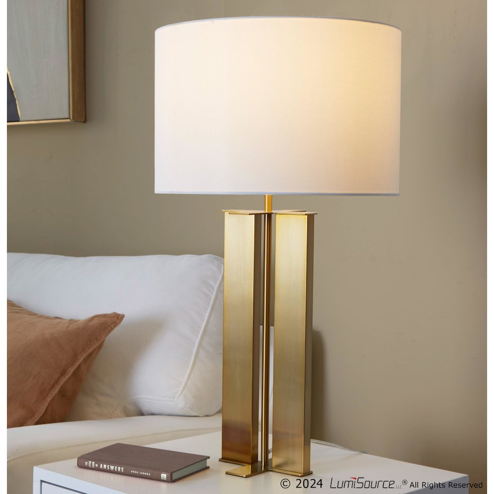 Cosmo 28" Metal Table Lamp. Picture 6