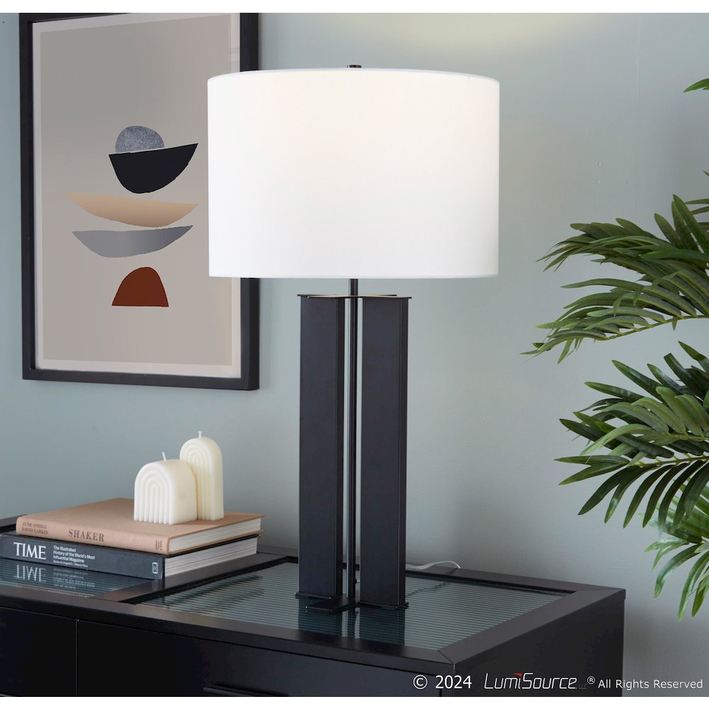 Cosmo 28" Metal Table Lamp. Picture 7