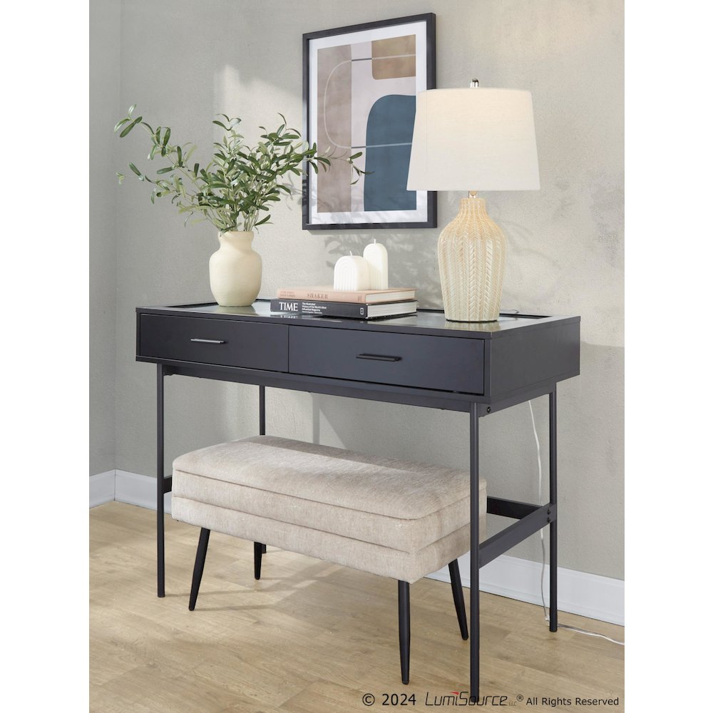 Neapolitan Storage Bench. Picture 11