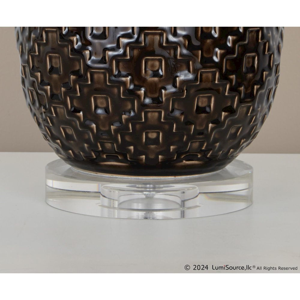 Onyx 30" Ceramic Table Lamp. Picture 4