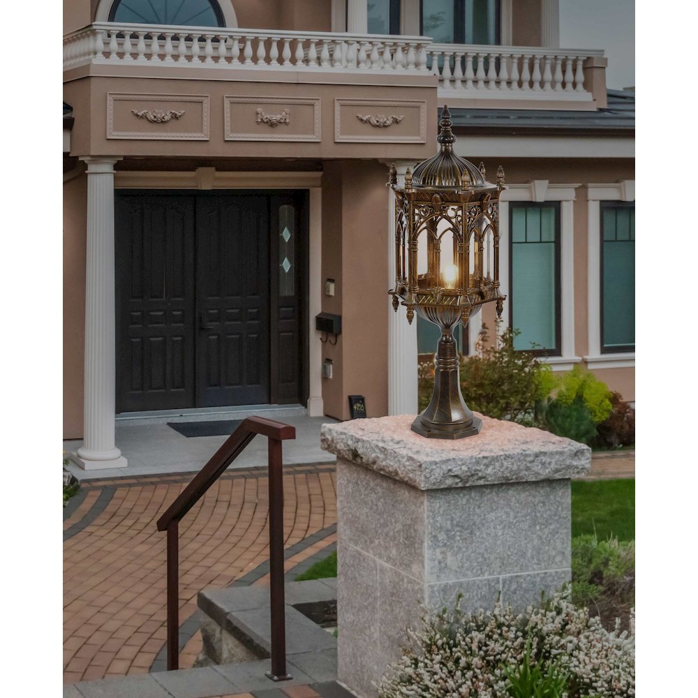 Gothic Column Lamp. Picture 2