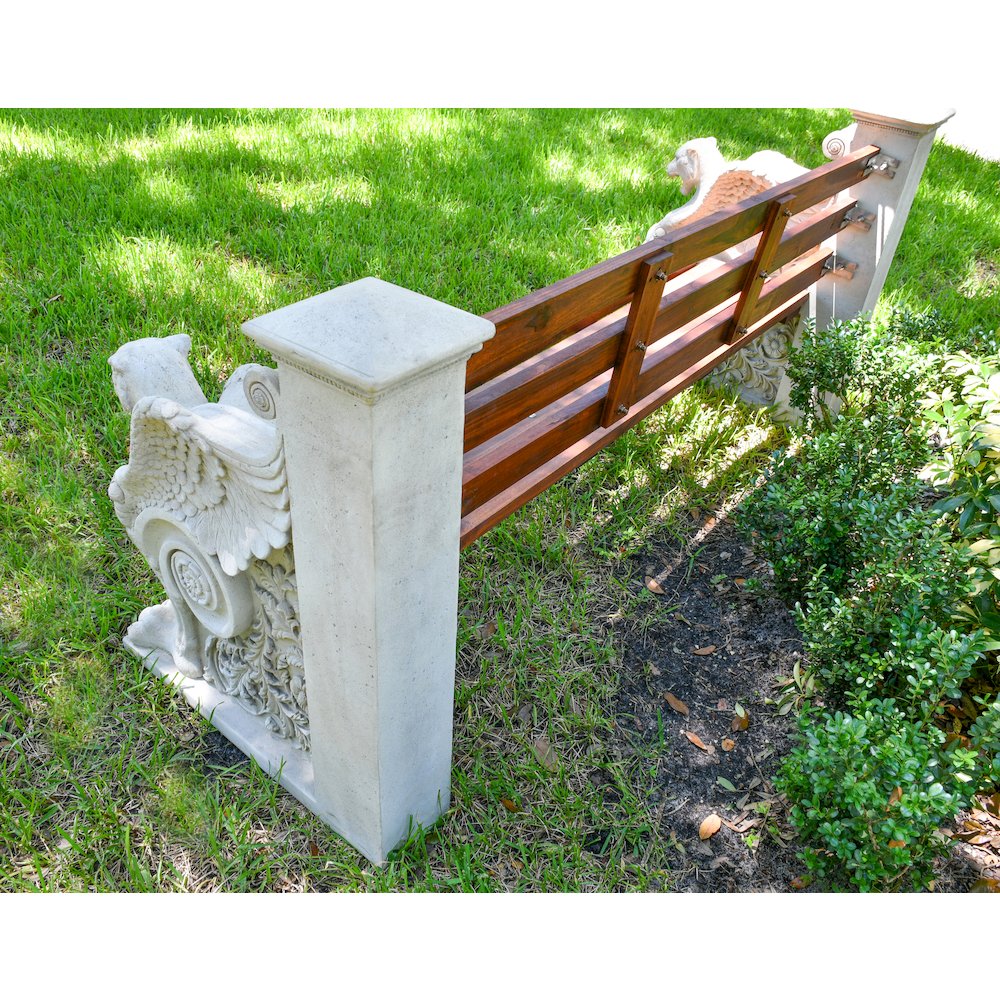 Charlottenburg Bench. Picture 3