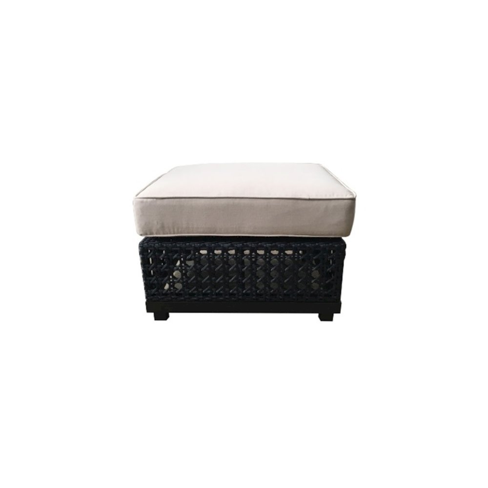 Monterey Outdoor Club Ottoman. Picture 1