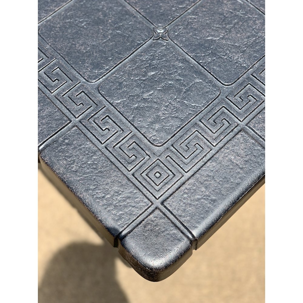 Chillounger Side Table. Picture 2