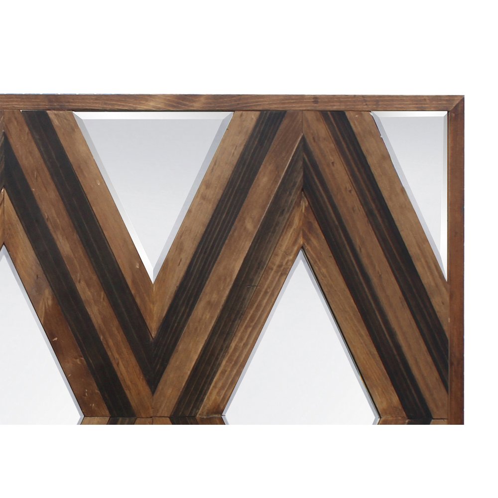 Modern Aspen Parallel 3 Diamonds Mirror. Picture 2