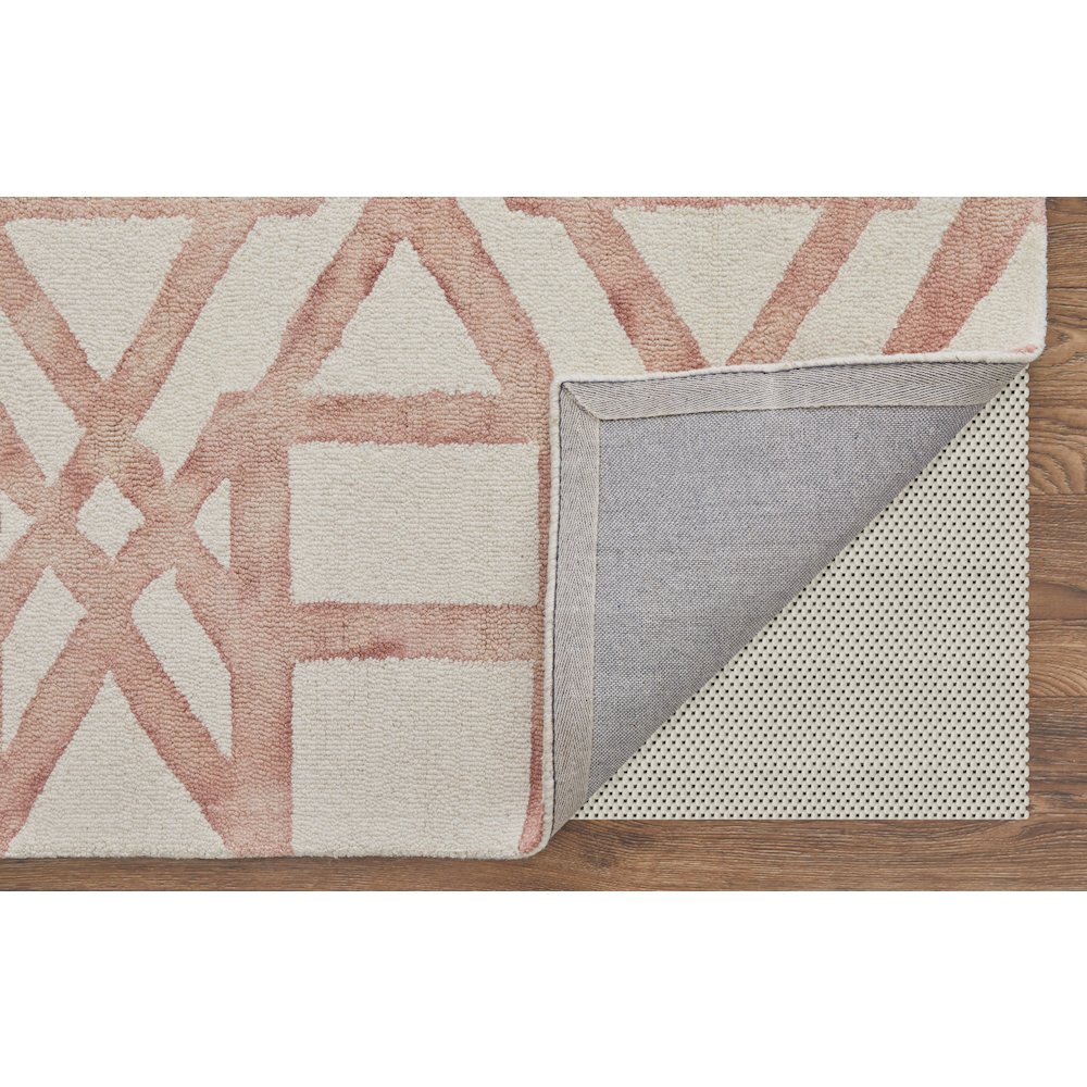 Lorrain Geometric Patterned Wool Rug, Blush Pink, 3ft-6in x 5ft-6in Accent Rug, 6108571FBLH000C50. Picture 5