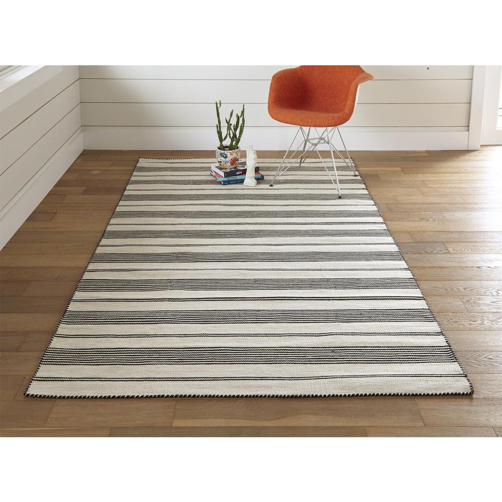 Duprine Eco-Friendly PET Rug, Outdoor, Black/White, 4ft x 6ft Accent Rug, 7220560FBLK000C00. Picture 1
