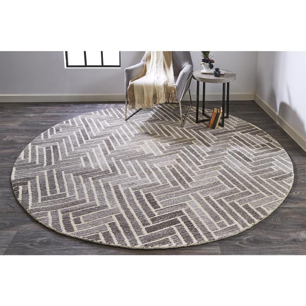 Asher Diamond Medallion Wool Rug, Warm Gray/Ivory Cream, 8ft x 8ft Round, 8638768FTPENATN80. Picture 1