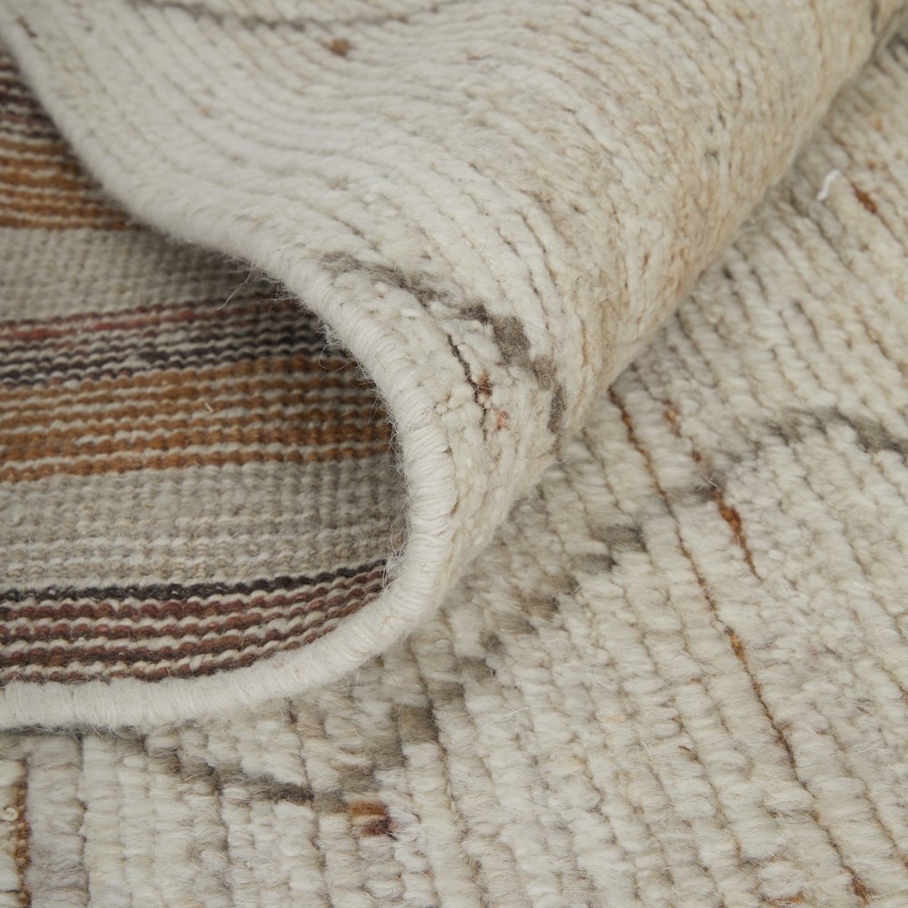 Kasbah Transitional Moroccan, Ivory/Tan/Orange, 2' x 3' Accent Rug. Picture 7