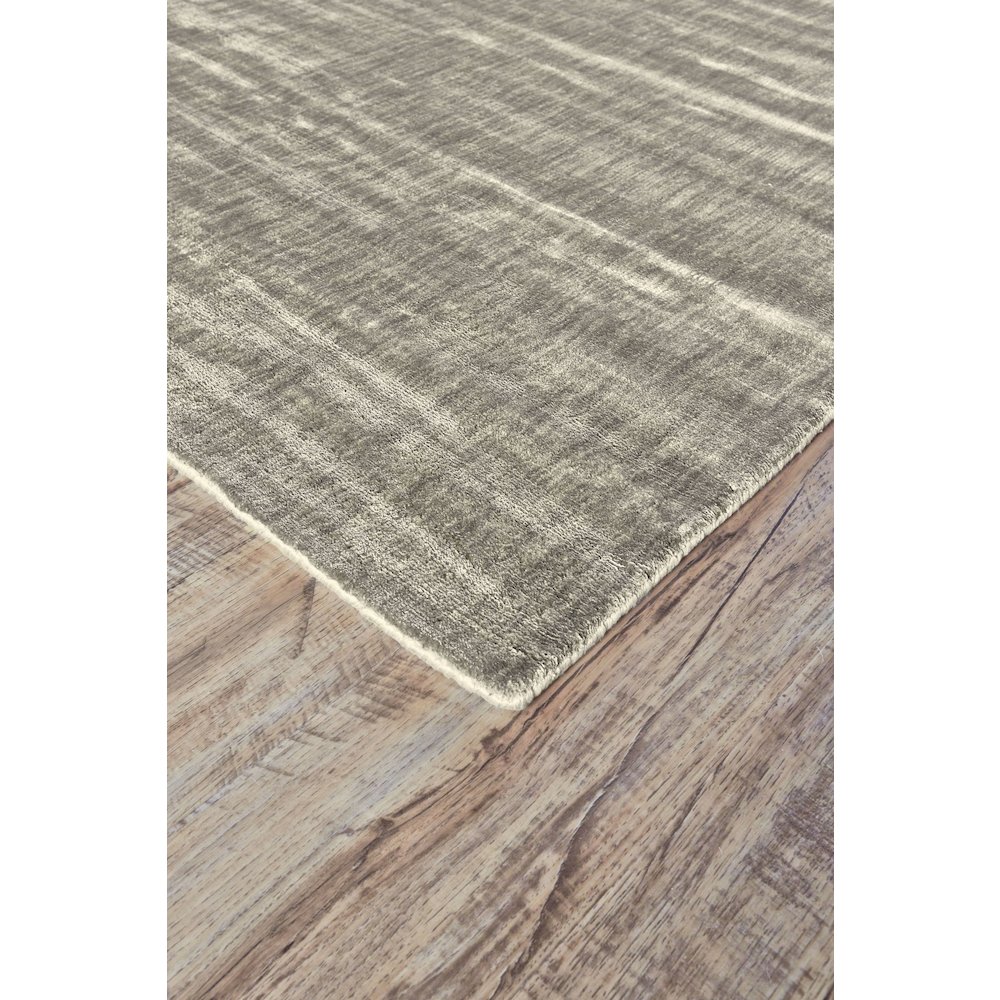 Marlowe Modern Chevron, Gray/Taupe, 2'-6" x 8' Runner. Picture 2