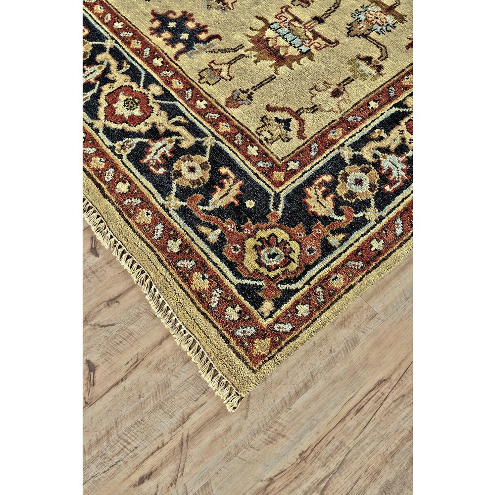 Ustad Traditional Persian, Tan/Red/Gold, 2' x 3' Accent Rug. Picture 2