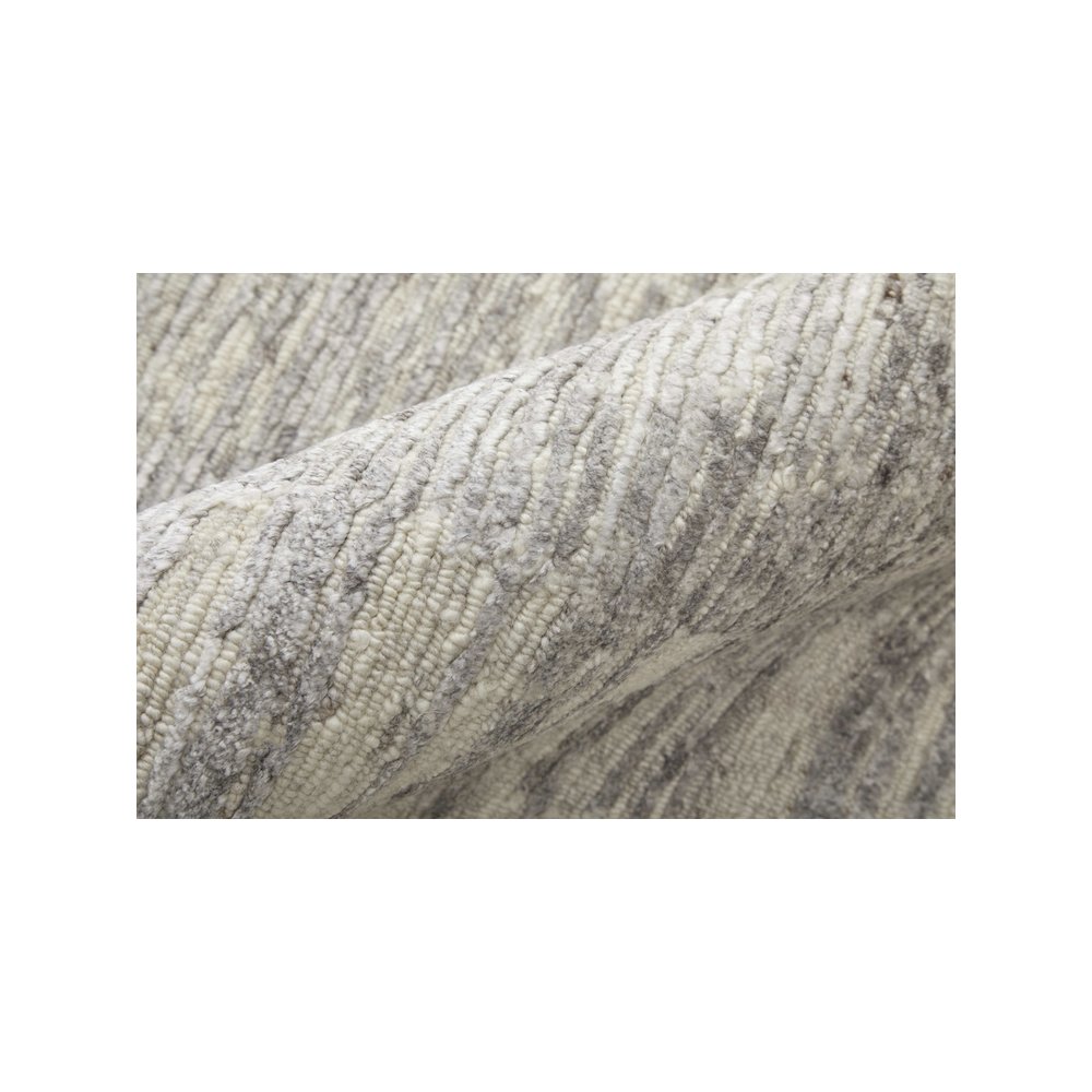 Brighton Modern Abstract, Ivory/Taupe/Silver, 4' x 6' Accent Rug. Picture 6