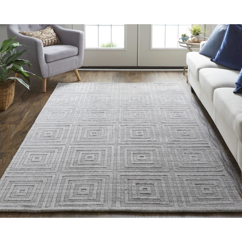 Redford Transitional Solid, Gray/Silver, 3'-6" x 5'-6" Accent Rug. Picture 2