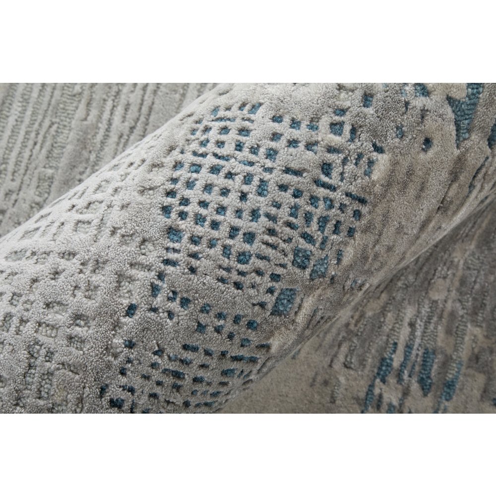 Zarah Modern Abstract, Gray/Taupe/Blue, 2' x 3' Accent Rug. Picture 5