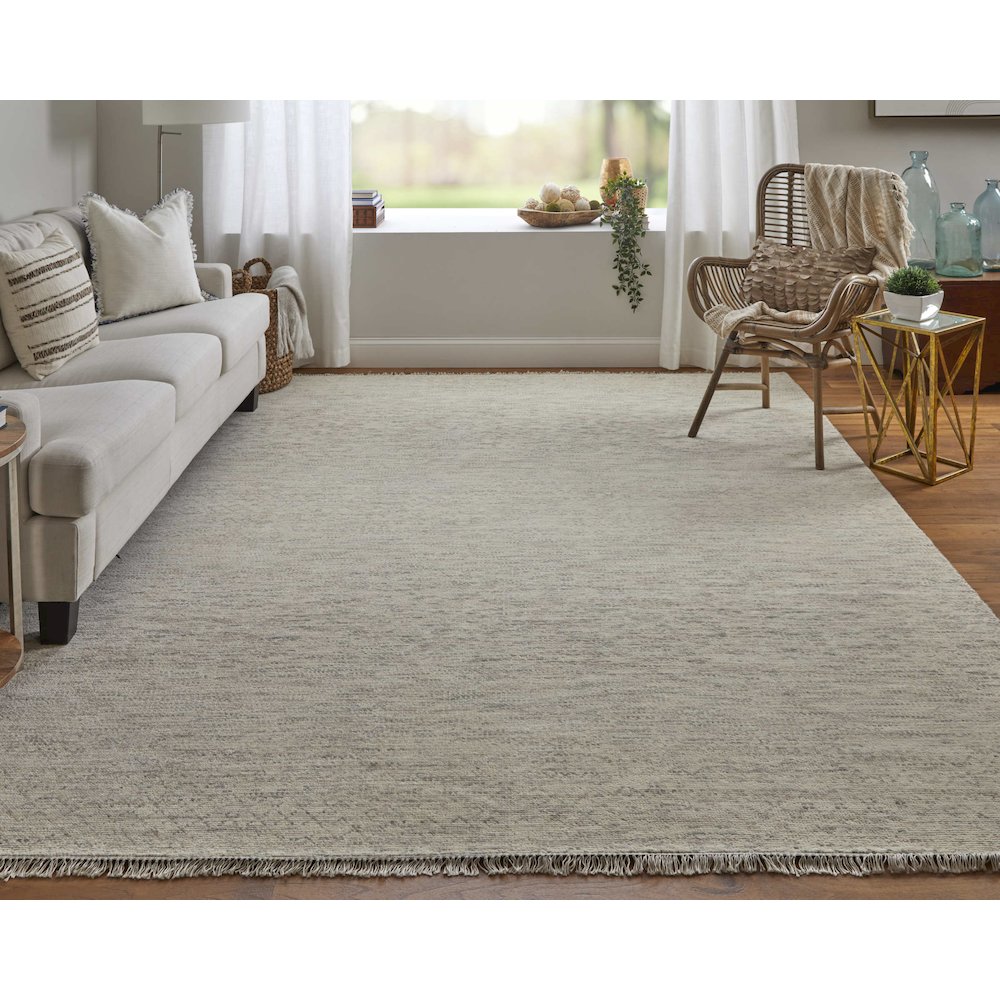 Branson Transitional Solid, Ivory/Pink/Gray, 2' x 3' Accent Rug. Picture 2